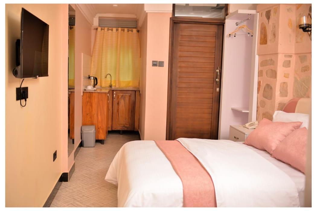 Hotel Ruby Haven à Kampala Extérieur photo