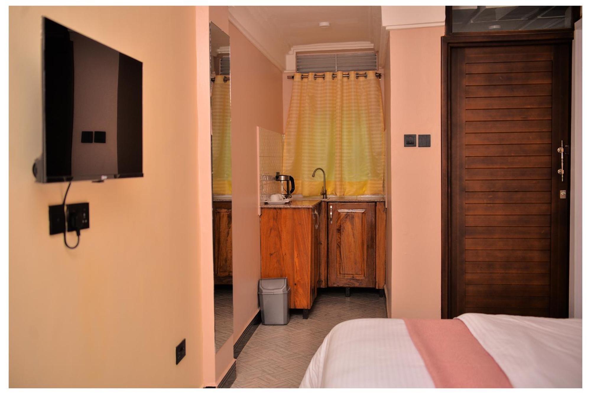 Hotel Ruby Haven à Kampala Extérieur photo